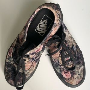 Vans velvet purple roses  print. Size us6